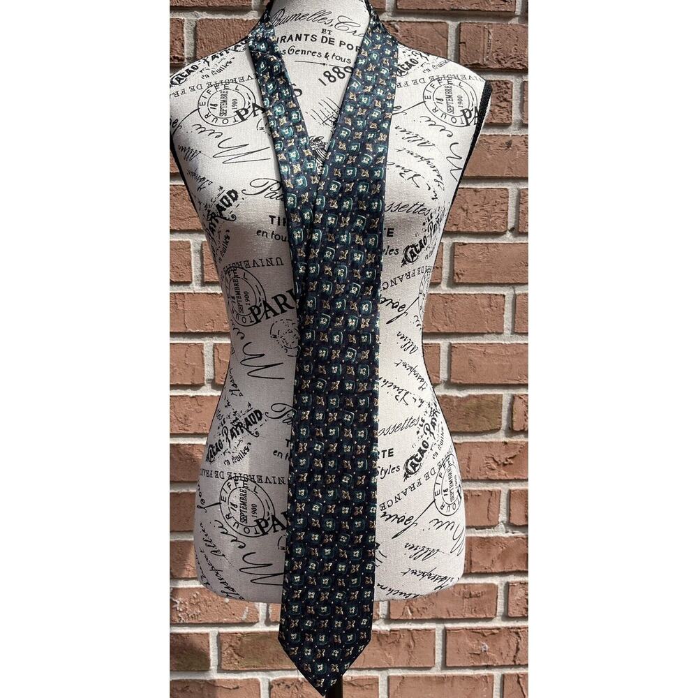 Men's Neck Tie Christopher Hayes 56" Polyester Made in USA Blue/Multi Squares